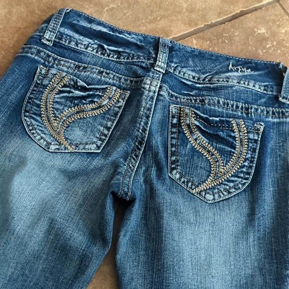 Rhinestones skinny jeans new without tags. - Picture 4 of 4